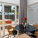 Daire Beachfront Gabine