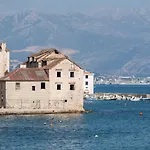 Beachfront Gabine Daire Kastela