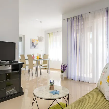 Beachfront Gabine Kastela