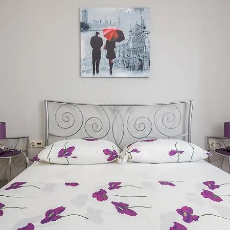 Apartment Beachfront Gabine