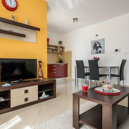 Beachfront Gabine Apartment