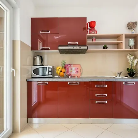 Beachfront Gabine Διαμέρισμα *
