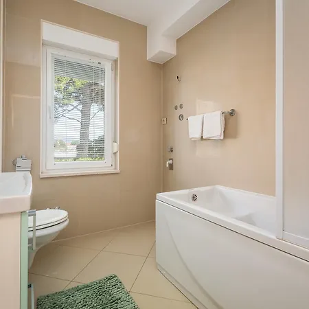 Appartement Beachfront Gabine