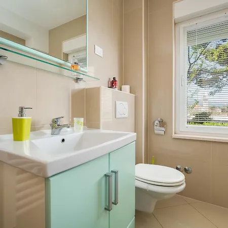 Beachfront Gabine Appartamento Kaštela